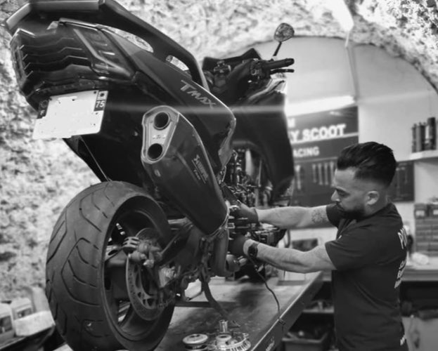 Entretien & réparation scooters et motos Yvelines (78)